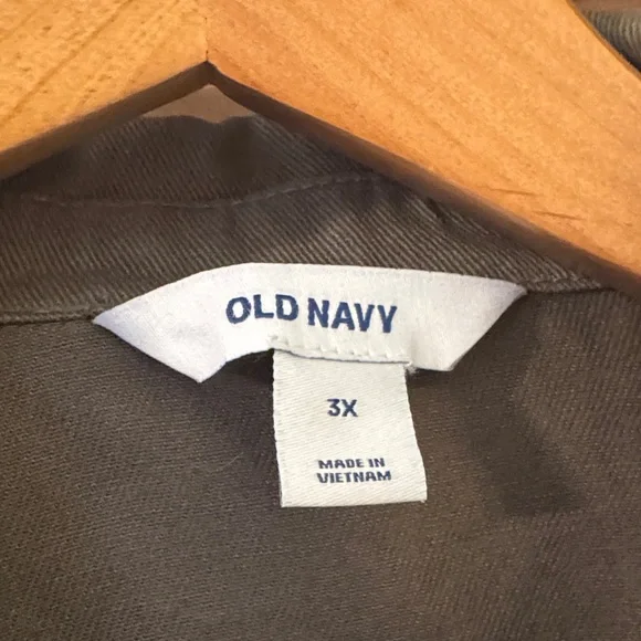 Old Navy Utility Jacket in Olive - Picture 3 of 3